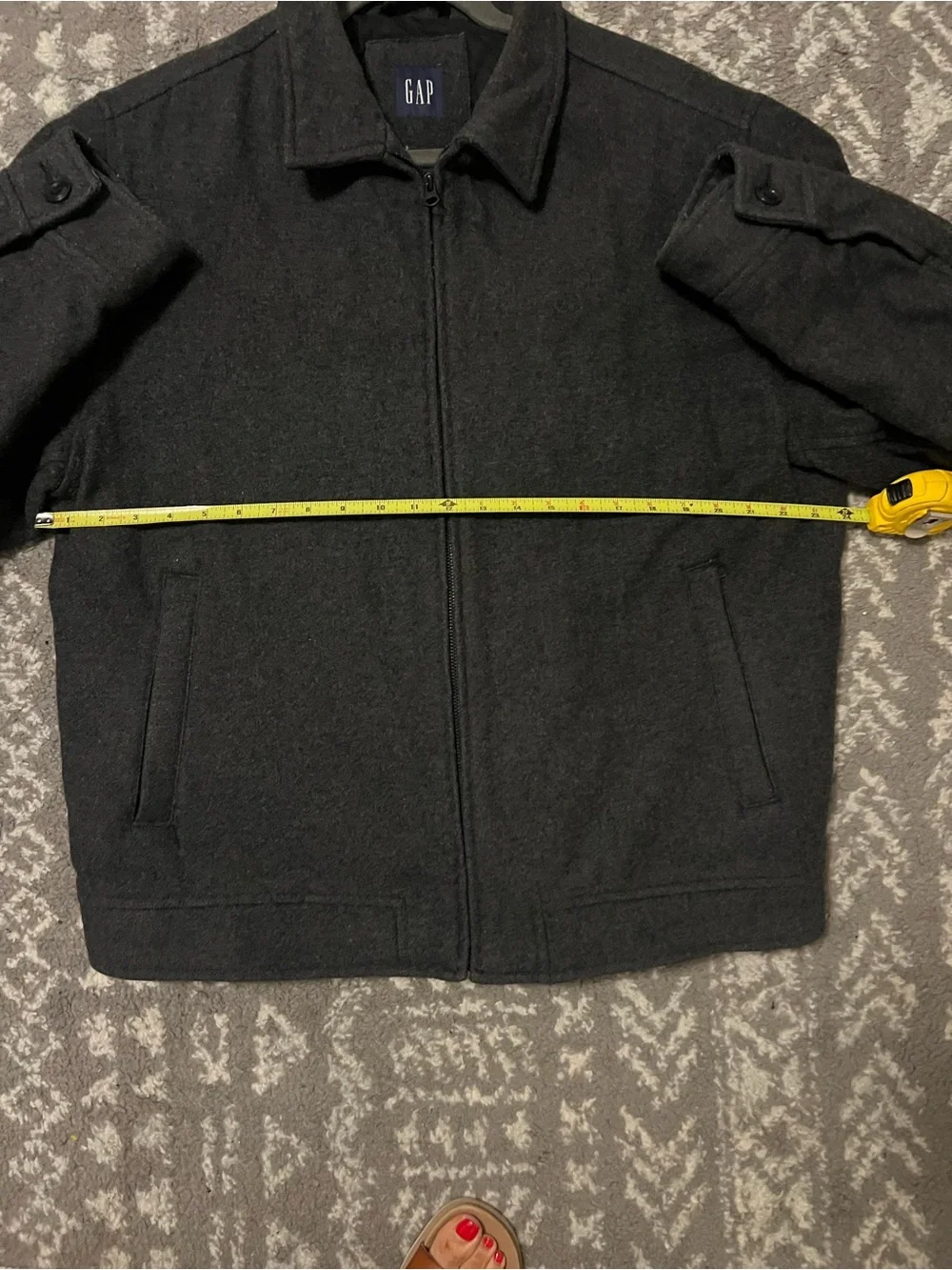 GAP men dark